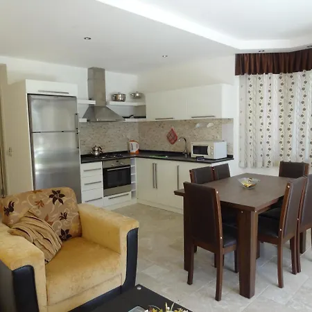 Golf 2 Holiday home *